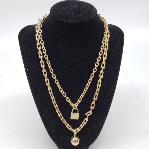 Authentic Louis Vuitton Lock & Key W/ Unbranded Stainless Steel Gold Heart Chain - Picture 1 of 12